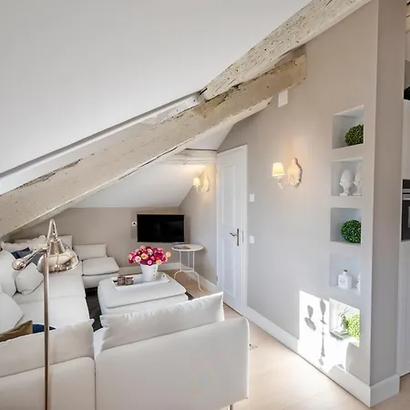 Apartment Charmantes Altstadt-bijou, 3 Minuten Zu Seepromenade *