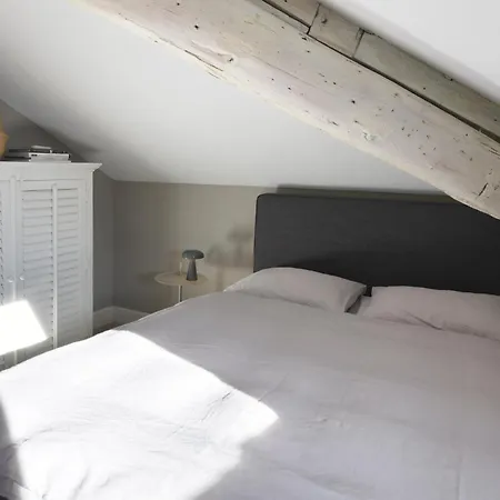 Apartment Charmantes Altstadt-bijou, 3 Minuten Zu Seepromenade *